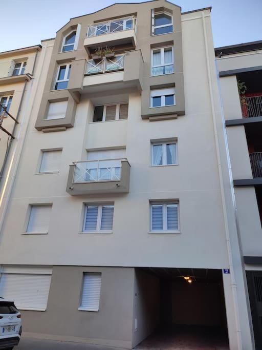 Apartament Grand T2 Lumineux Viarme/Talensac Avec Parking Nantes Zewnętrze zdjęcie